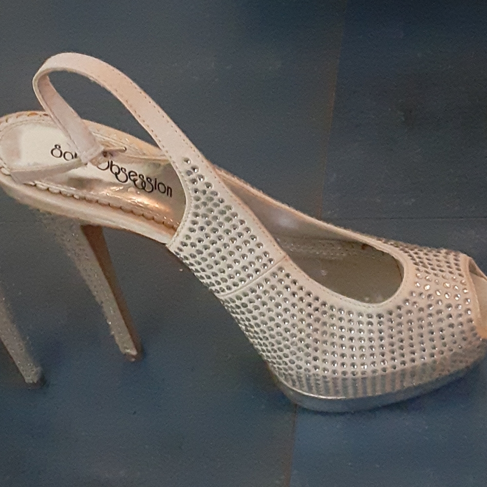 Sole Obsession Rhinestone shoes - Picture 8 of 13